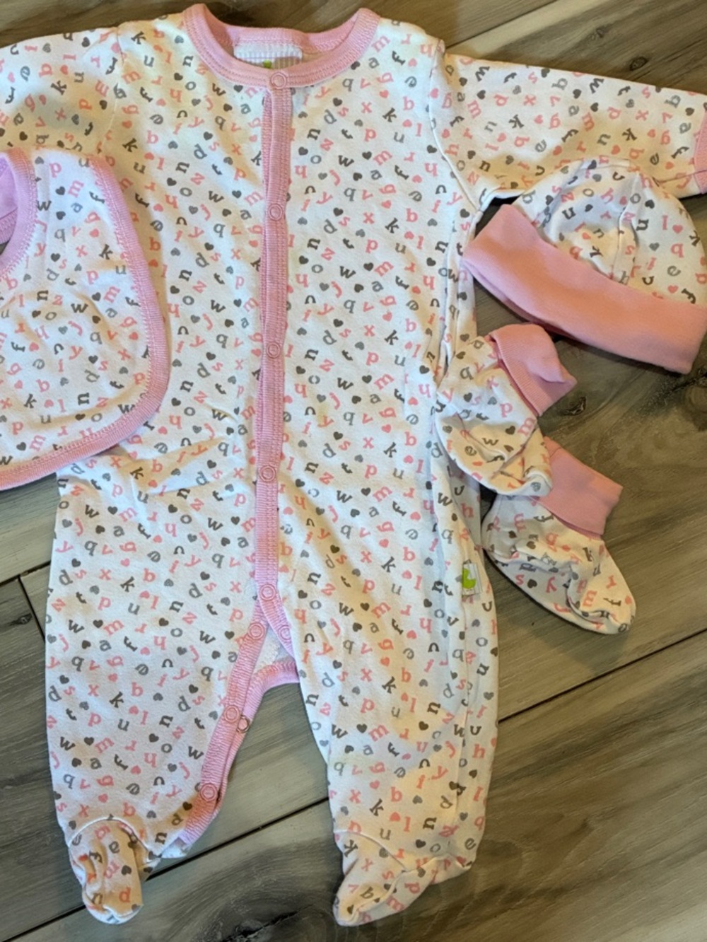 🩵 Pink Alphabet Print Baby Footie One-Piece with Hat & Mittens
